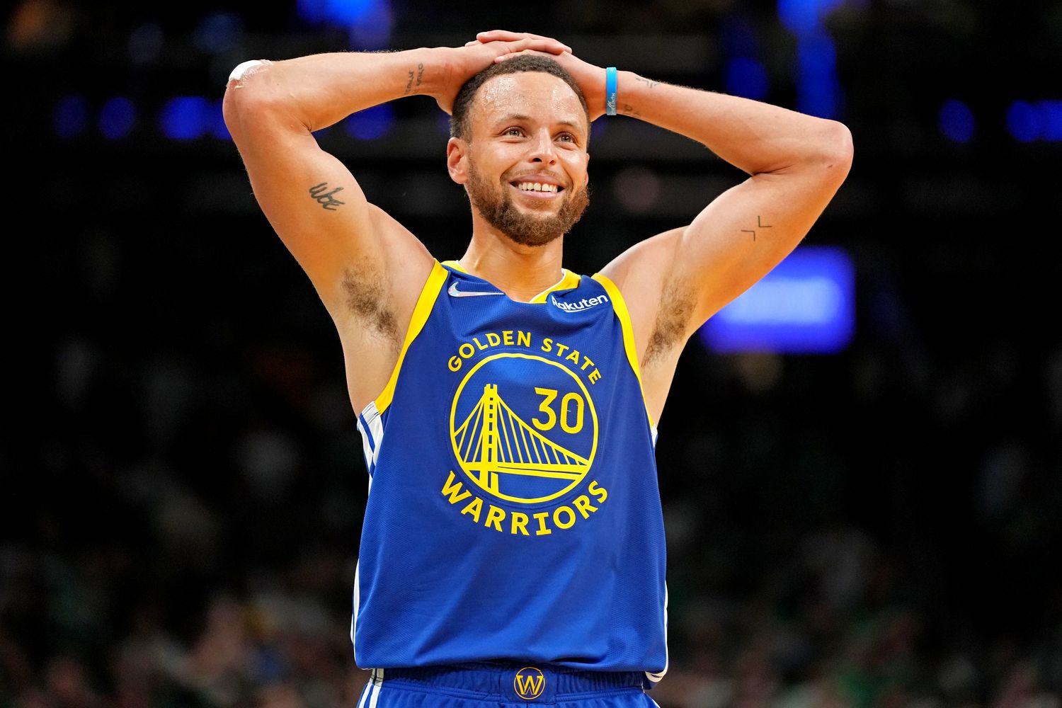 Stephen Curry Debuts 10th Signature Shoe